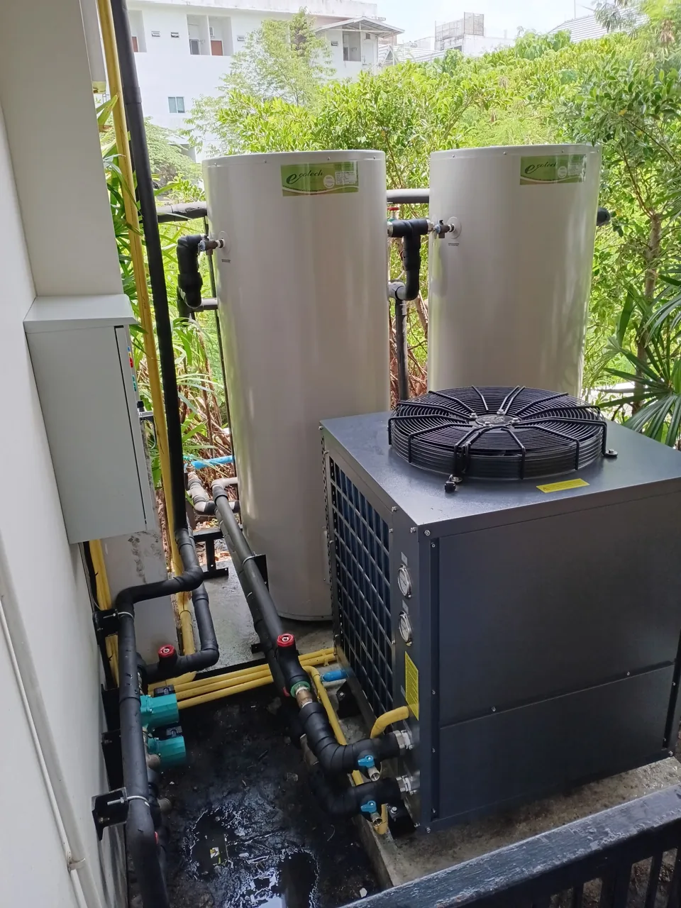 Renovate ระบบน้ำร้อนโรงแรม จากหม้อต้มน้ำร้อน เป็น Heat Pump + IoT จ.ภูเก็ต - รูปที่ 2