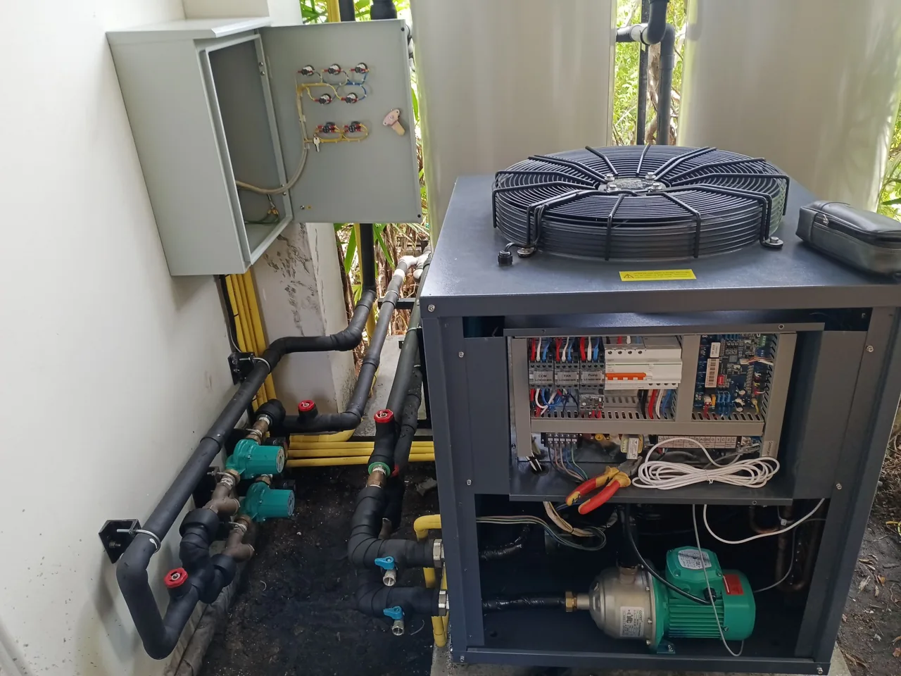 Renovate ระบบน้ำร้อนโรงแรม จากหม้อต้มน้ำร้อน เป็น Heat Pump + IoT จ.ภูเก็ต - รูปที่ 4