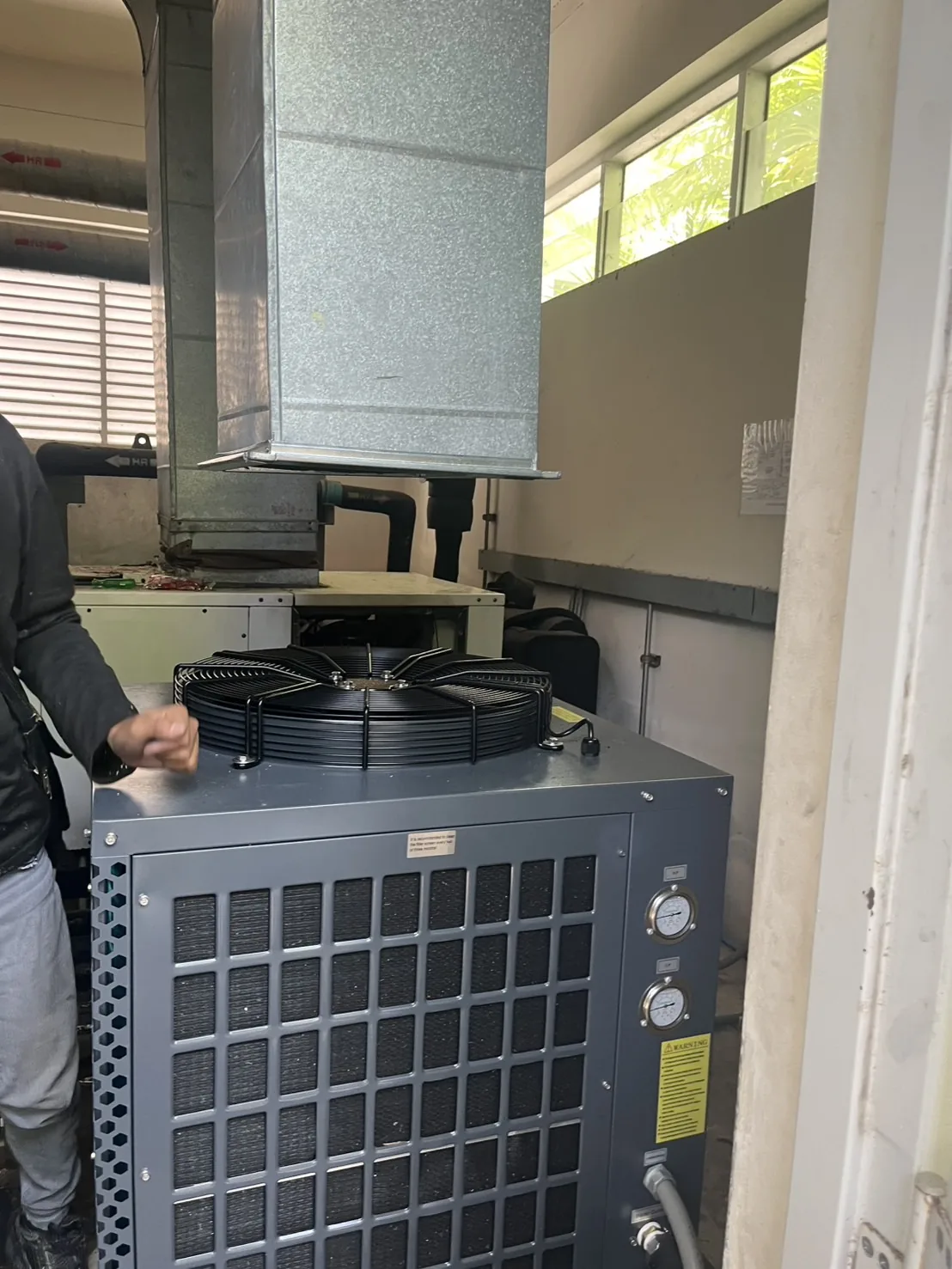 เปลี่ยน Ecotech Heat Pump 500 ลิตร/ชม. ชุดใหม่ โรงแรมหาดกะรน ภูเก็ต — เครื่องเดิมใช้กว่า 10 ปี ลูกค้าเลือก Ecotech ซ้ำอีกครั้ง - รูปที่ 4