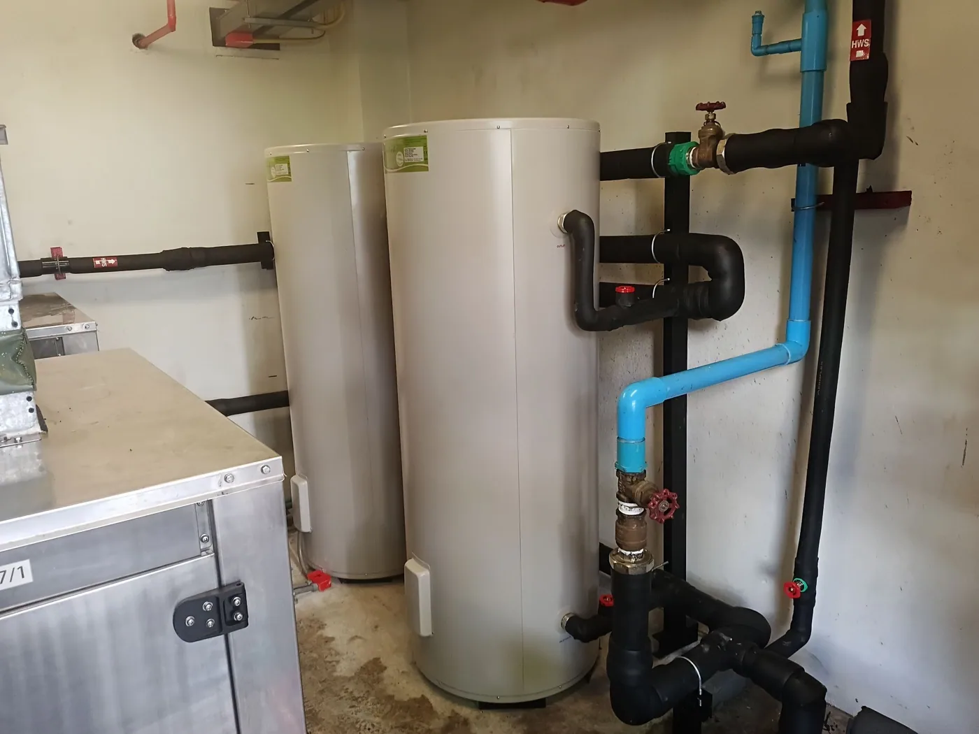 การเลือกขนาดปั๊มน้ำหมุนเวียน Heat Pump: Flow Rate และ Head ที่พอดี ป้องกันเครื่องตัด