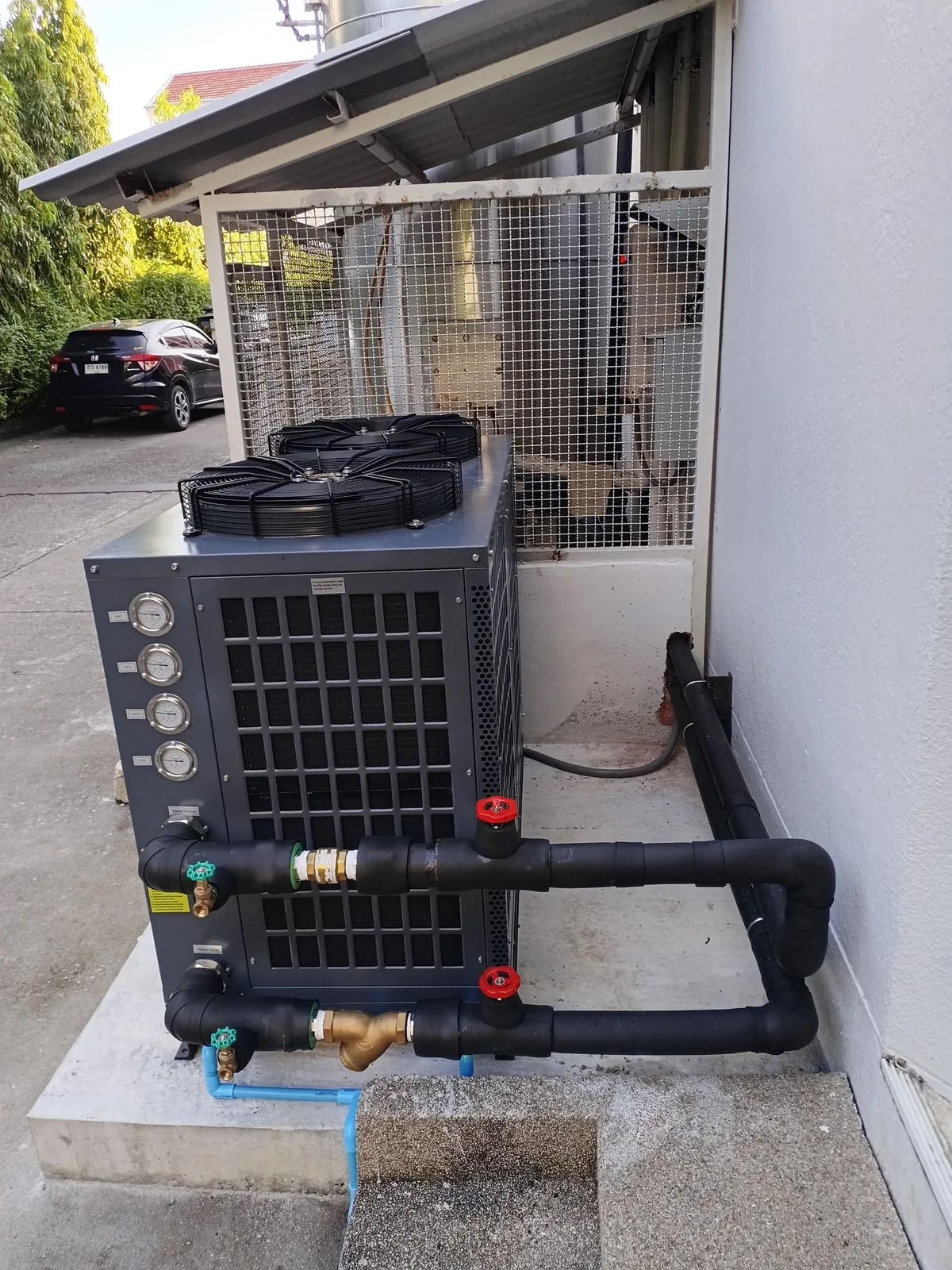 Renovate ระบบน้ำร้อน โรงแรม 60 ห้อง หาดป่าตอง ภูเก็ต — เปลี่ยนจากโซลาร์เป็น Ecotech Heat Pump 1,000 ลิตร/ชม. (ลูกค้าซื้อซ้ำรอบที่ 3) - รูปที่ 4