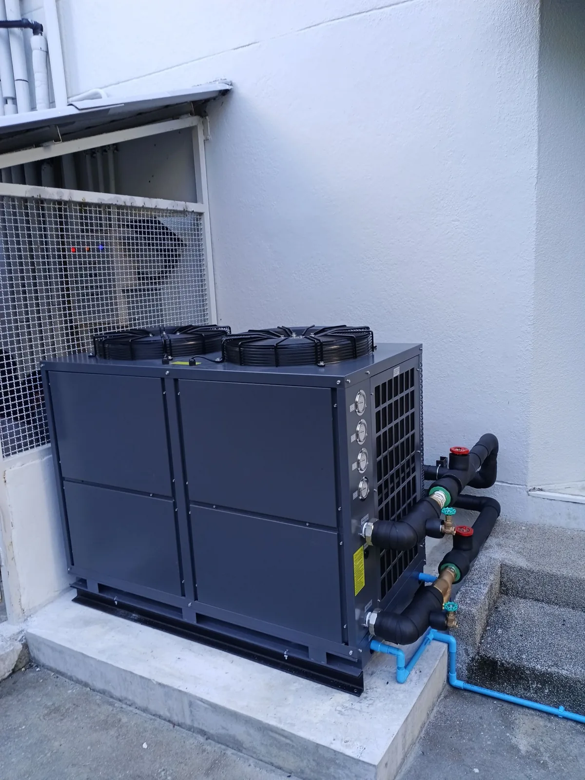 Renovate ระบบน้ำร้อน โรงแรม 60 ห้อง หาดป่าตอง ภูเก็ต — เปลี่ยนจากโซลาร์เป็น Ecotech Heat Pump 1,000 ลิตร/ชม. (ลูกค้าซื้อซ้ำรอบที่ 3) - รูปที่ 6