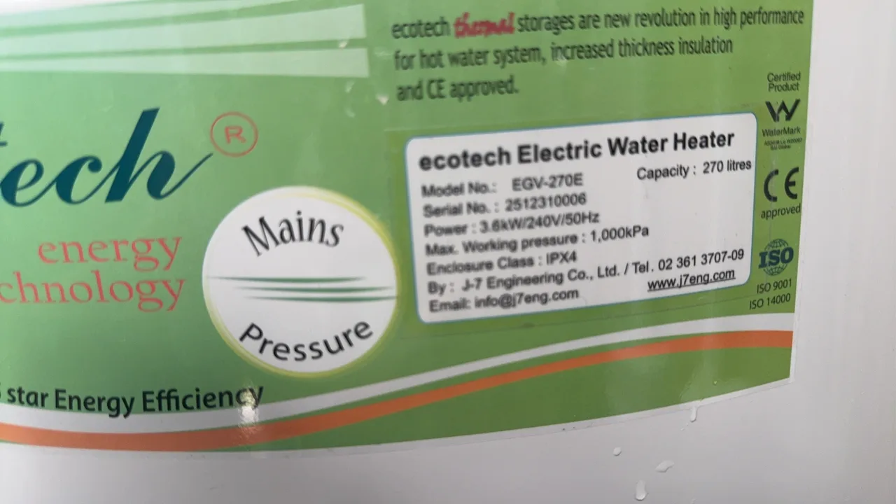 ติดตั้งเครื่องทำน้ำร้อน Ecotech 270 ลิตร — Pool Villa บ้านพักอาศัยเพื่อขาย อ.ถลาง ภูเก็ต - รูปที่ 6